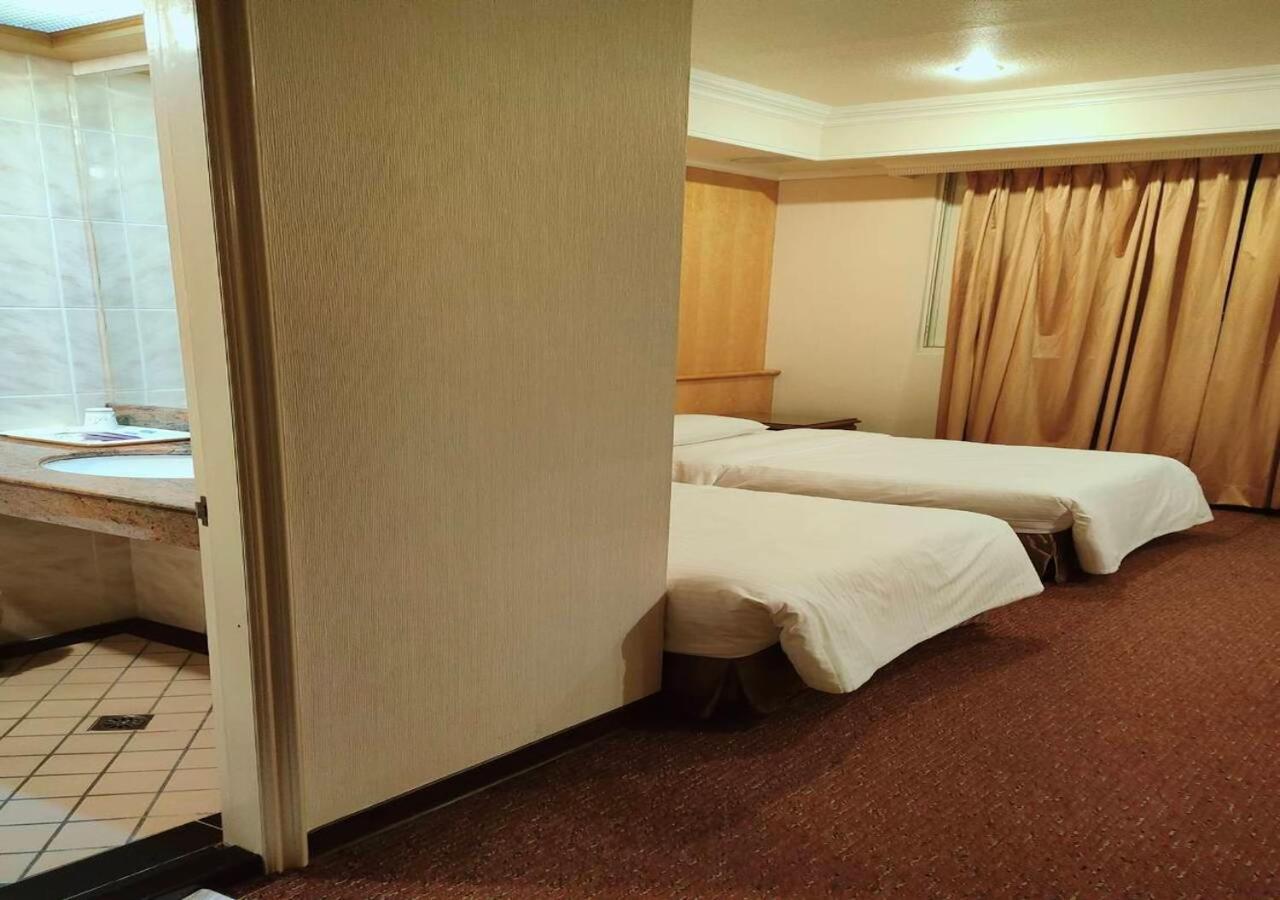Champion Hotel Тайбэй Экстерьер фото