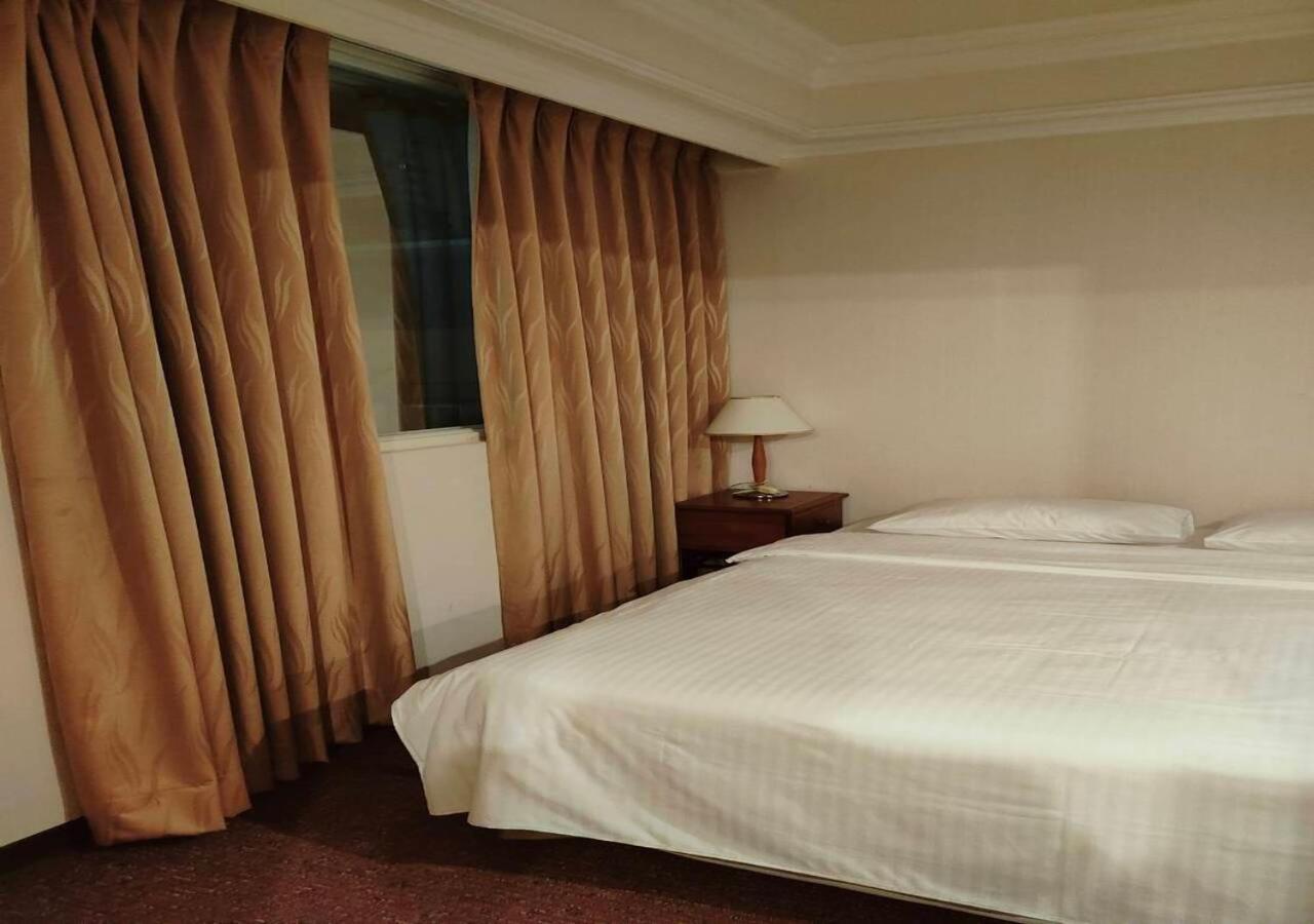 Champion Hotel Тайбэй Экстерьер фото